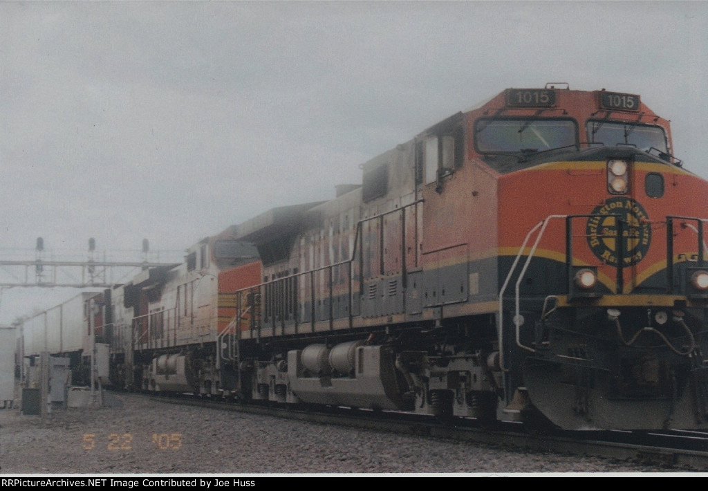 BNSF 1015 West